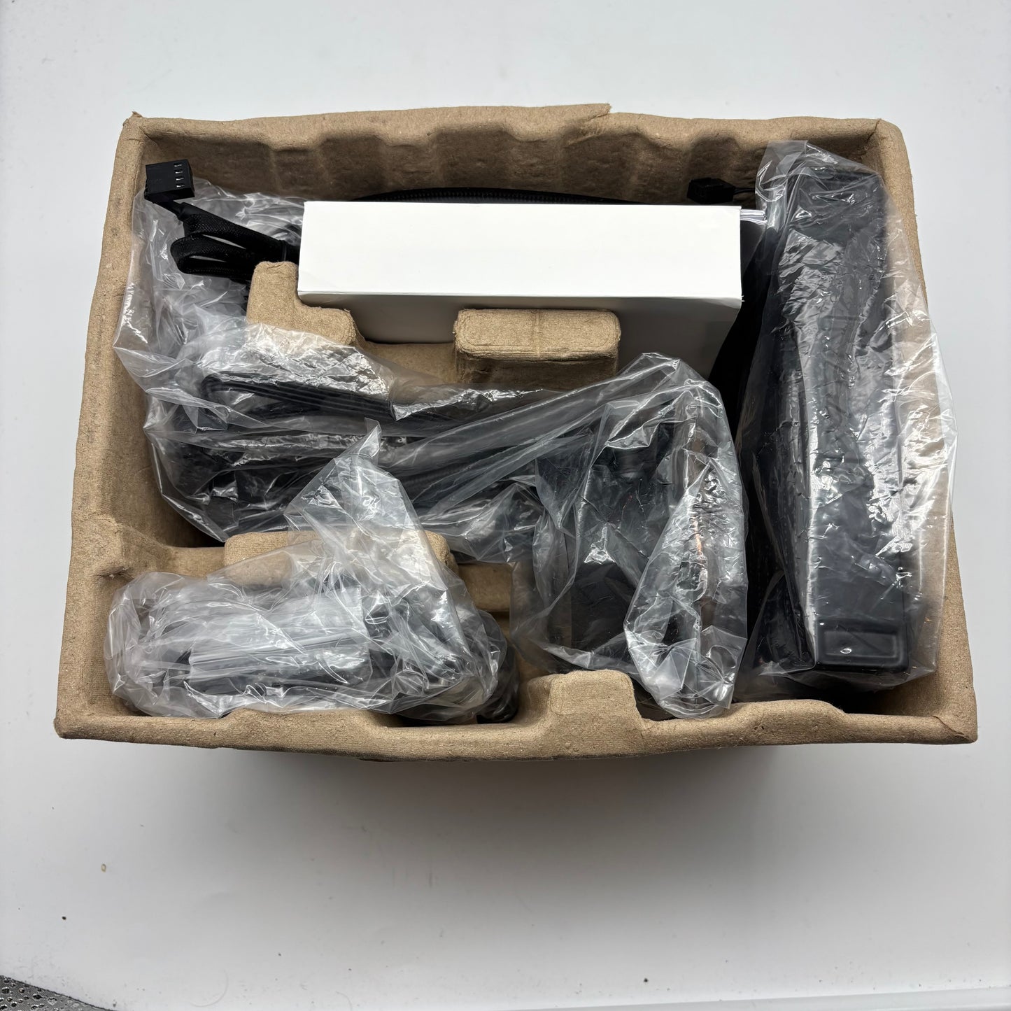 New NZXT Kraken 120 CPU Liquid Cooler With RGB RL-KR120-B1