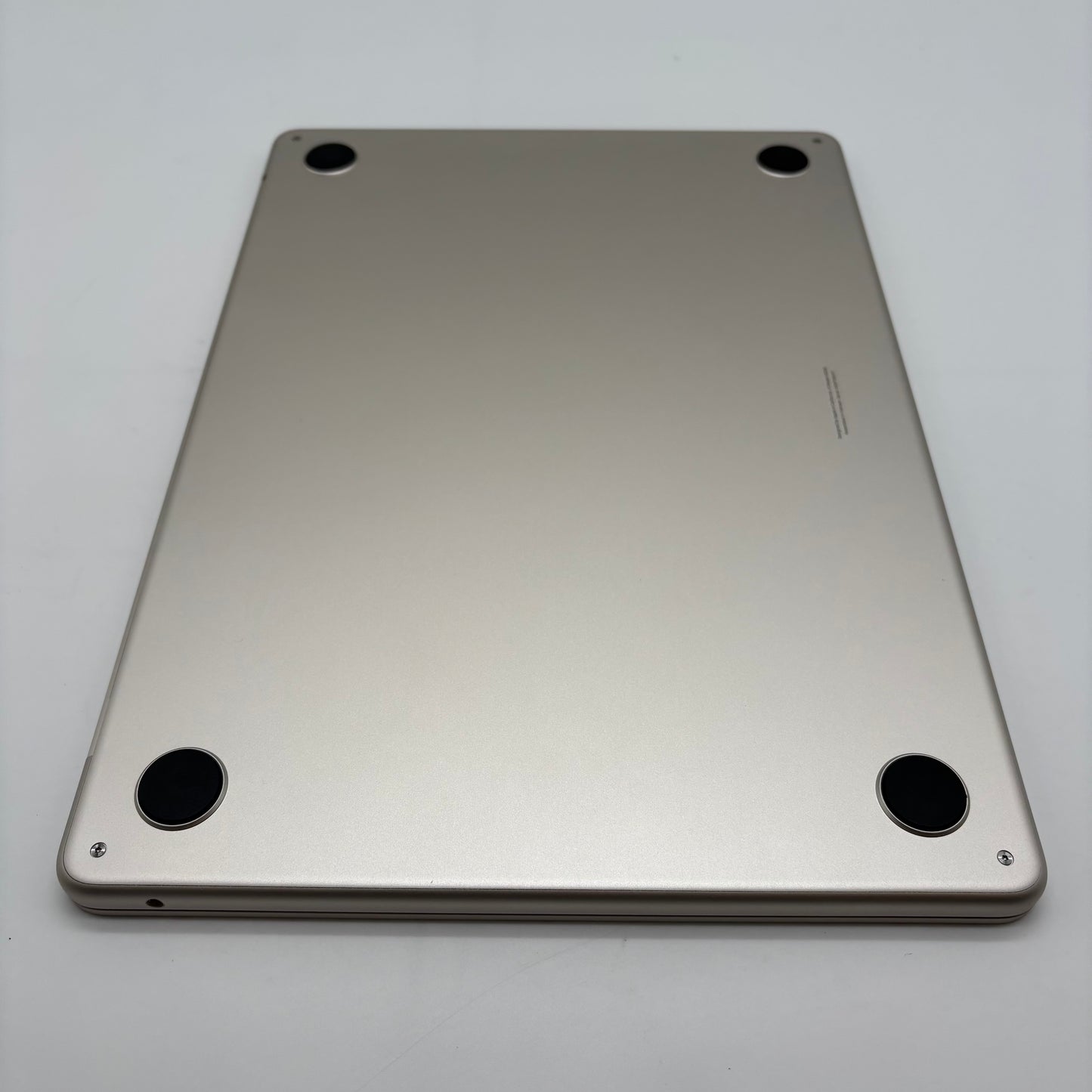 2025 Apple MacBook Air 13.6" M4 8 Core 4.5GHz 16GB RAM 256GB SSD A3240