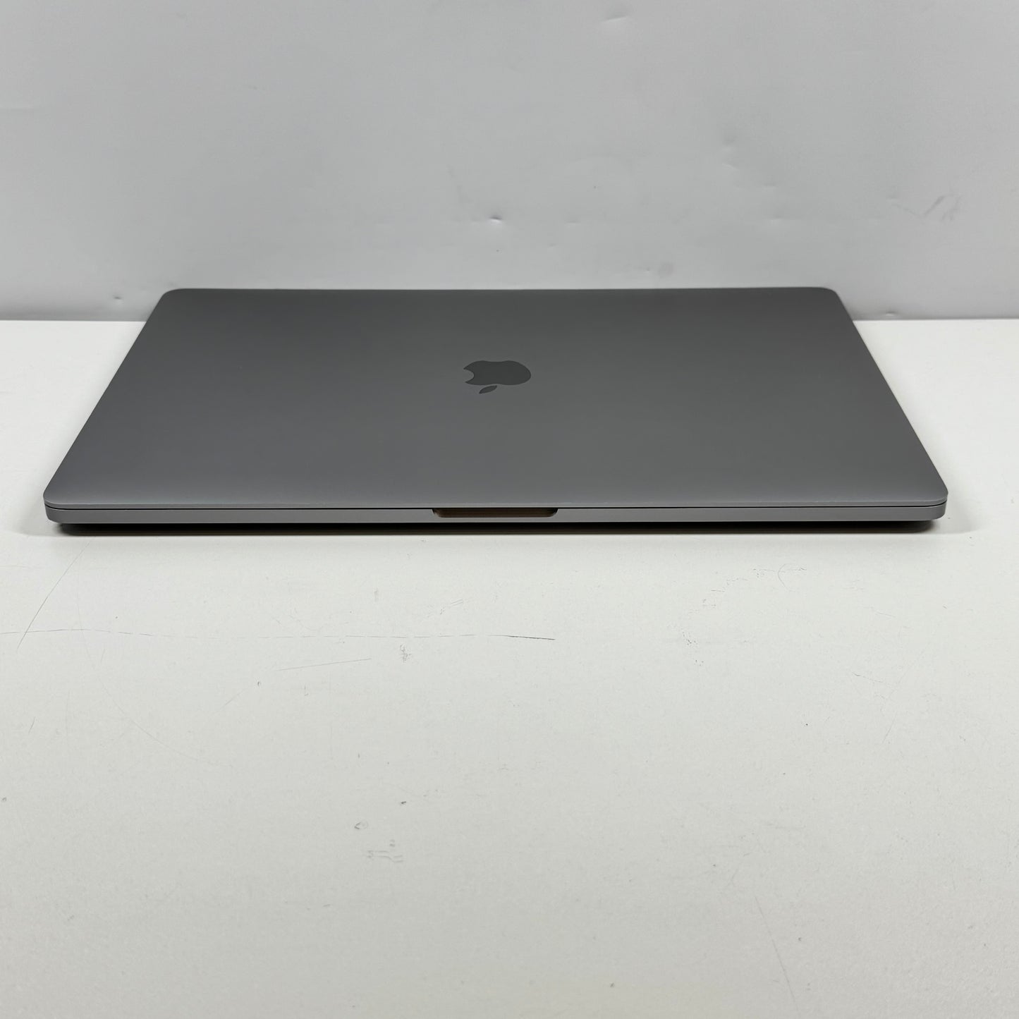 2019 Apple MacBook Pro 16" i7 2.6GHz 16GB RAM 512GB SSD Space Gray A2141