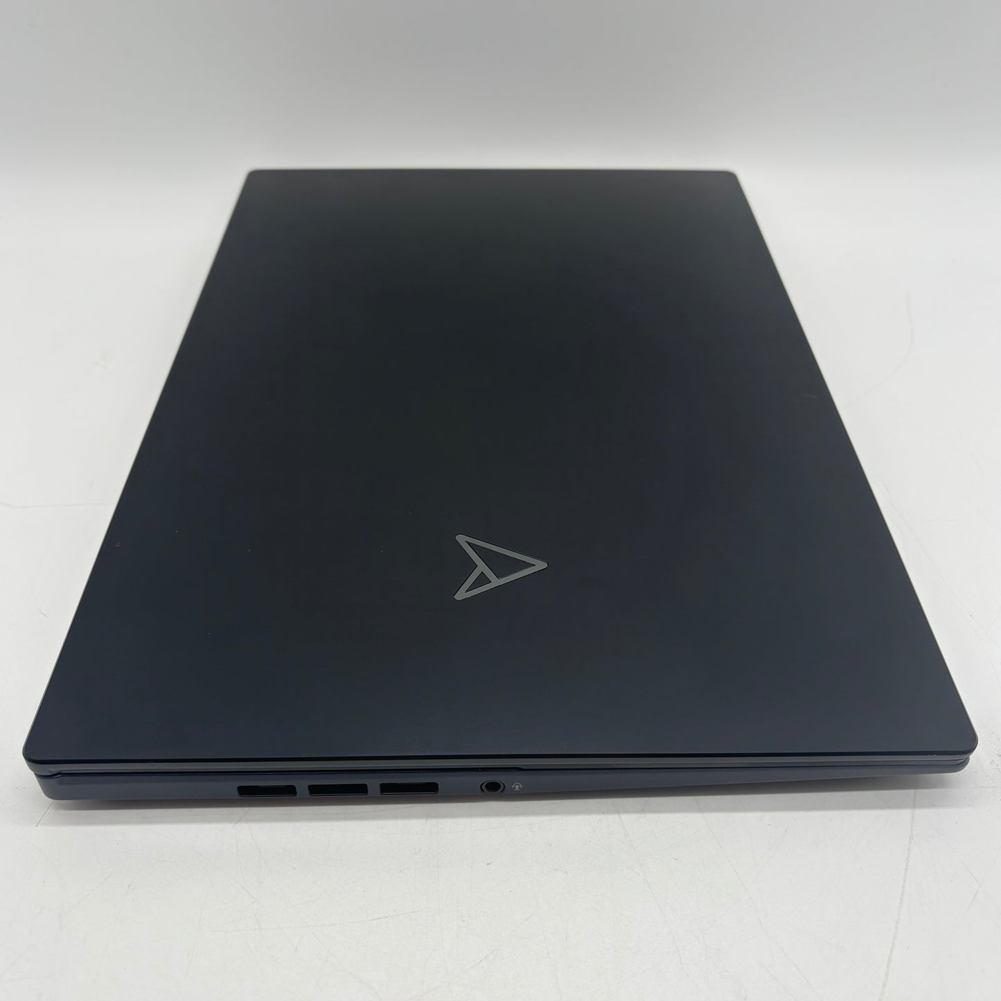 Asus Zenbook Pro 14 Oled UX8402ZA 14.5" i7-12700H 2.3GHz 32GB RAM 1TB SSD