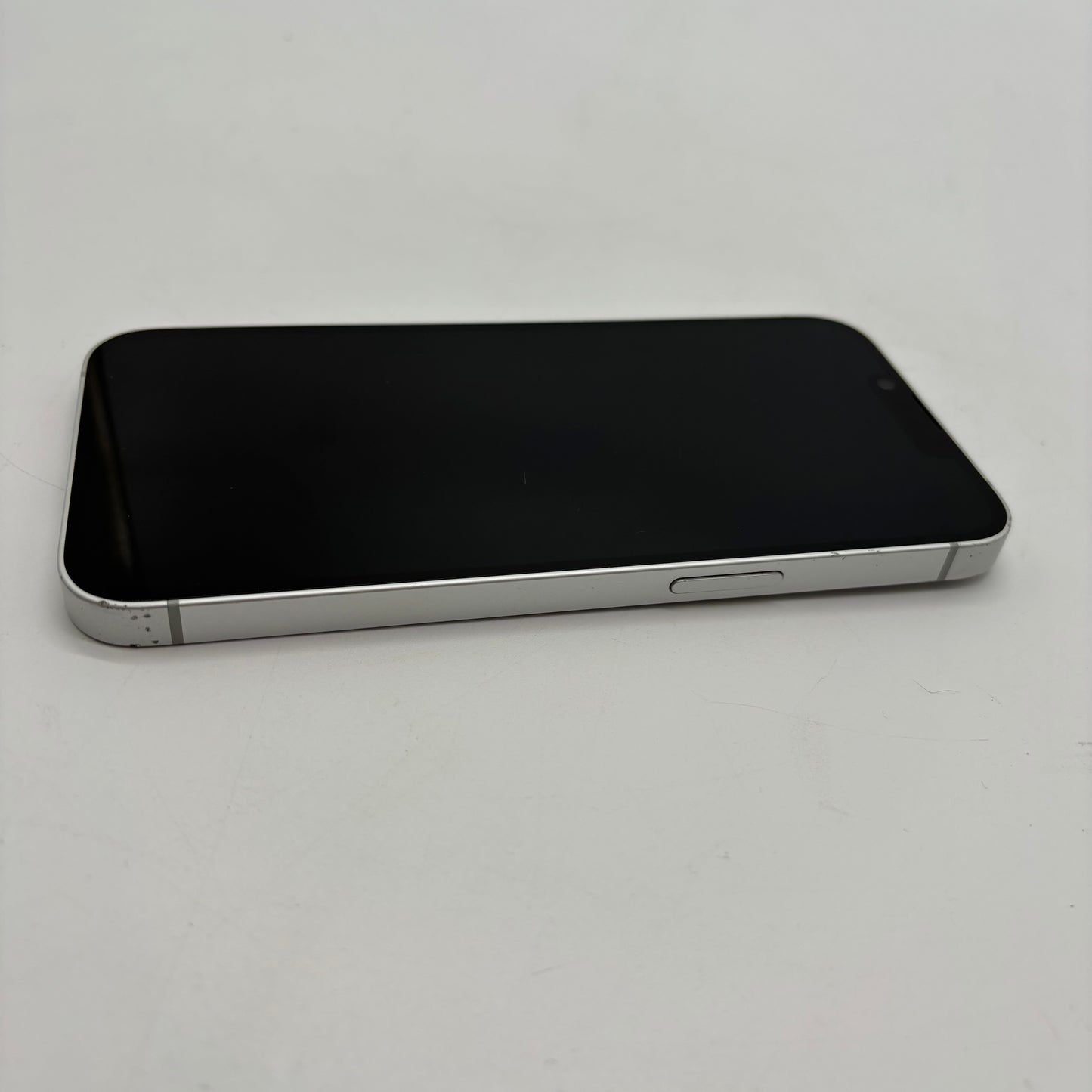 T-Mobile Apple iPhone 16e 128GB White MD0E4LL/A