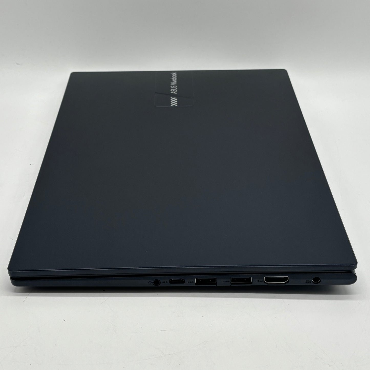 Asus Vivobook 14 X1404Z 14" i3-1215U 1.2GHz 8GB RAM 128GB SSD