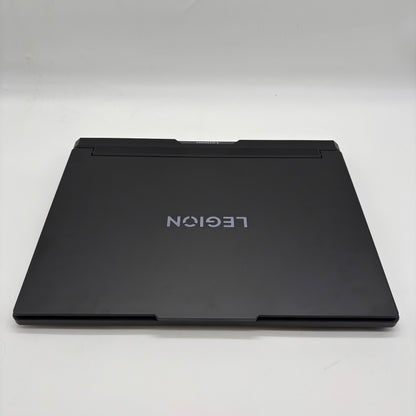 Lenovo Legion 7 Pro 16" Core Ultra 9 275HX 2.7GHz 64GB RAM 1TB SSD RTX 5090