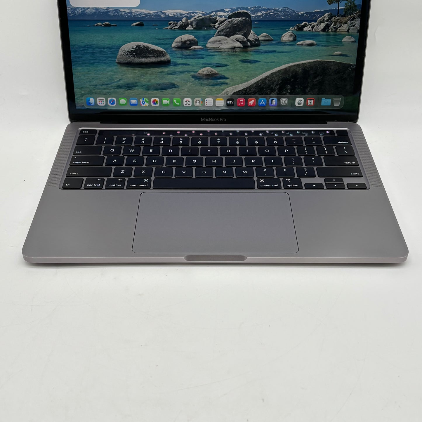 2020 Apple MacBook Pro 13.3" i5 2.0GHz 16GB RAM 1TB SSD Space Gray A2251