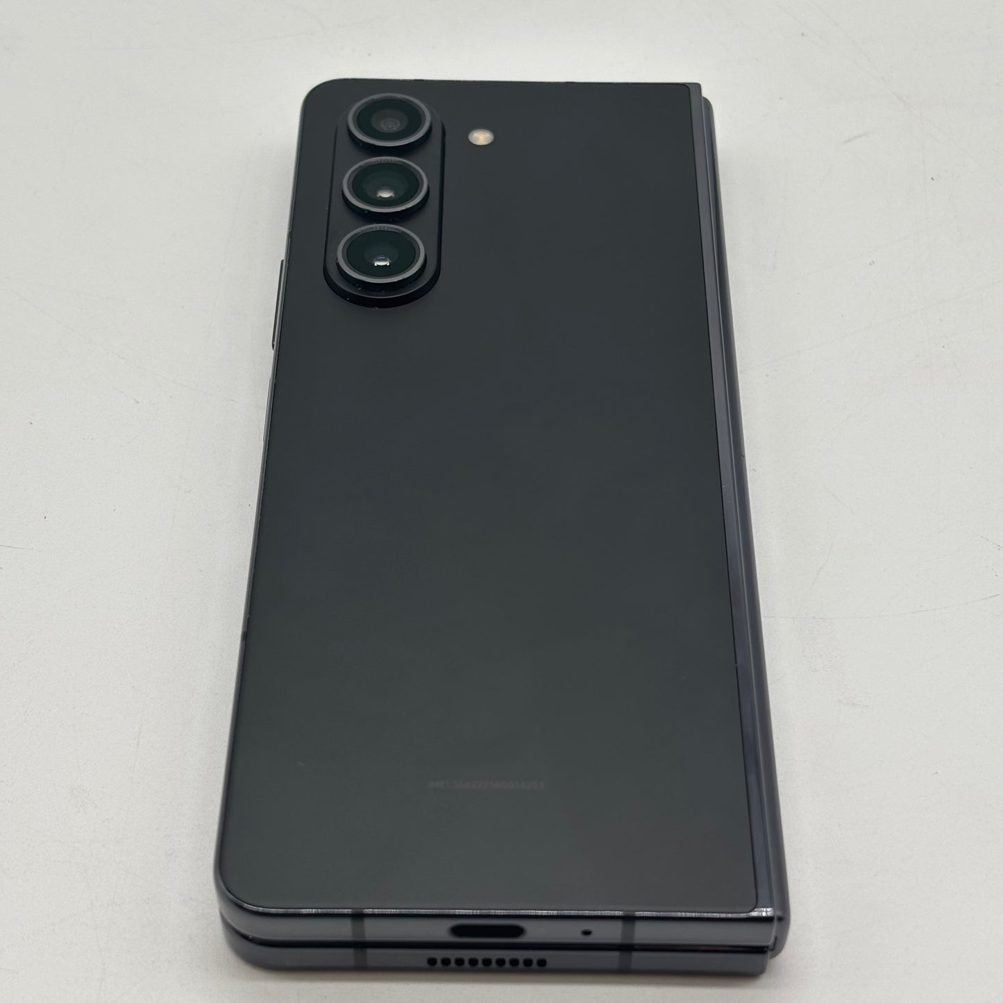Unlocked Samsung Galaxy Z Fold5 8GB RAM 512GB SM-F946U1 Black Onyx