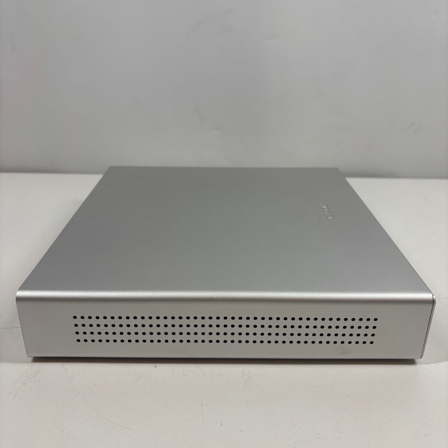 Cisco Meraki 8-Port Gigabit Ethernet Switch PoE Unclaimed MS220-8P