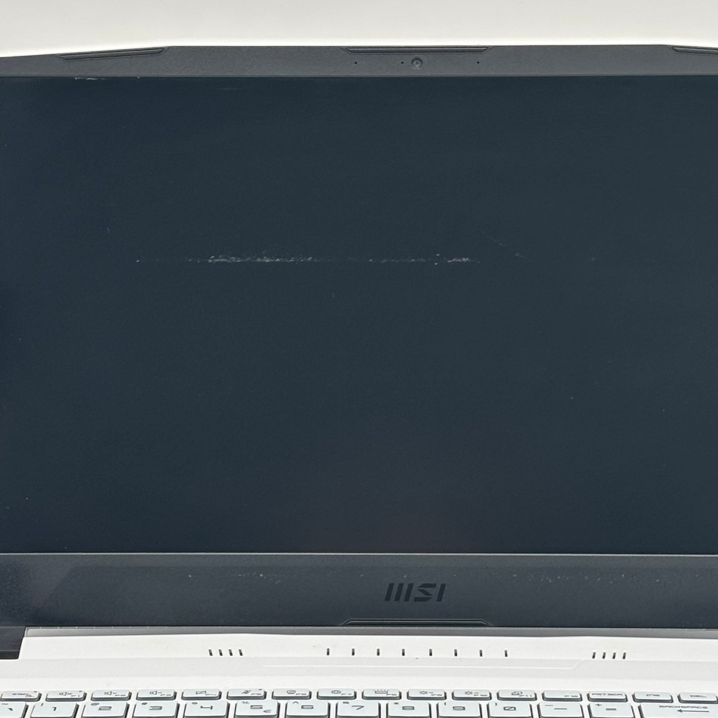 MSI Sword 15 A11UD 15.6" i7-11800H 2.3GHz 8GB RAM 512GB SSD GeForce RTX 3050 Ti