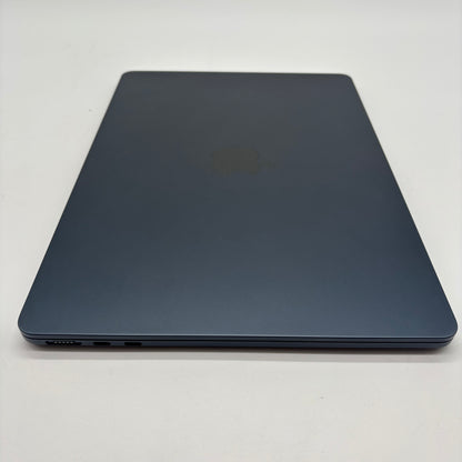 2024 Apple MacBook Air 13.6" M3 8C GPU 4.0GHz 8GB RAM 256GB SSD A3113