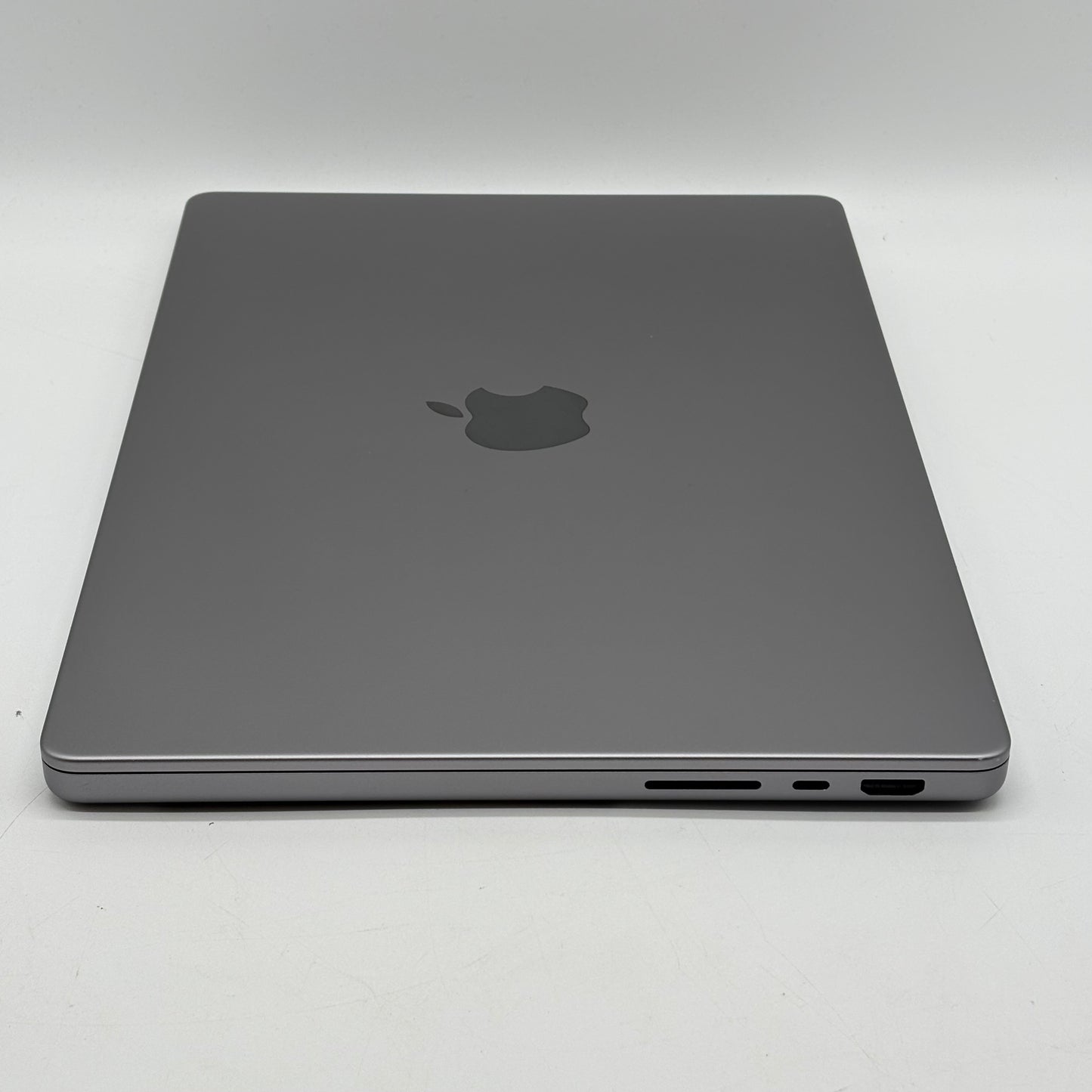 2021 Apple MacBook Pro 14" M1 Pro 16C GPU 3.2GHz 16GB RAM 1TB SSD A2442