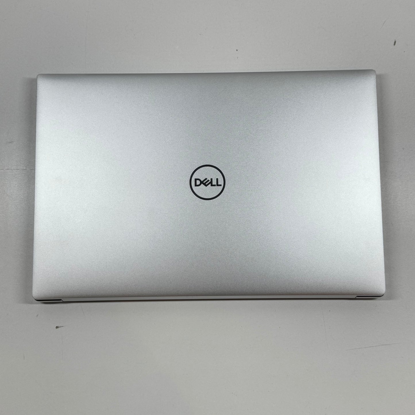 Dell XPS 15 9520 15.6" i7-12700H 2.3GHz 16GB RAM 512GB SSD GeForce RTX 3050