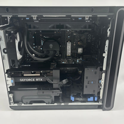 Alienware Aurora 16 i7-14700KF 3.40GHz 32GB RAM 1TB SSD Nvidia GeForce RTX 4070