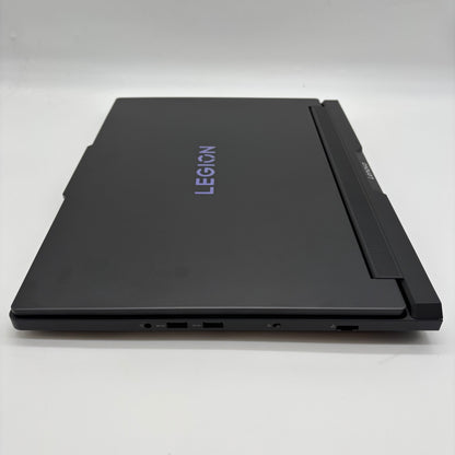 Lenovo Legion 7 Pro 16" Core Ultra 9 275HX 2.7GHz 64GB RAM 1TB SSD RTX 5090