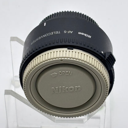 Nikon AF-S Teleconverter TC-17EII  1.7x