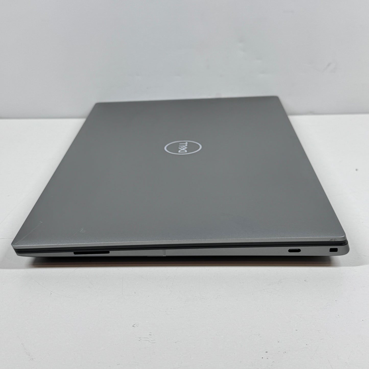 Dell Precision 5680 16" Core i7-13800H 2.5GHz 32GB RAM 512GB NVMe RTX A1000