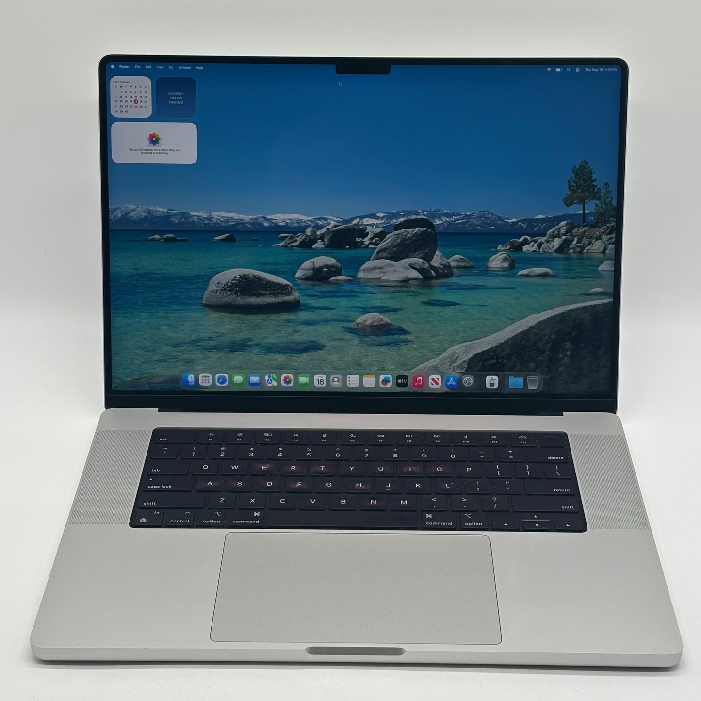 2021 Apple MacBook Pro 16" M1 Pro 3.2GHz 16GB RAM 512GB SSD Silver