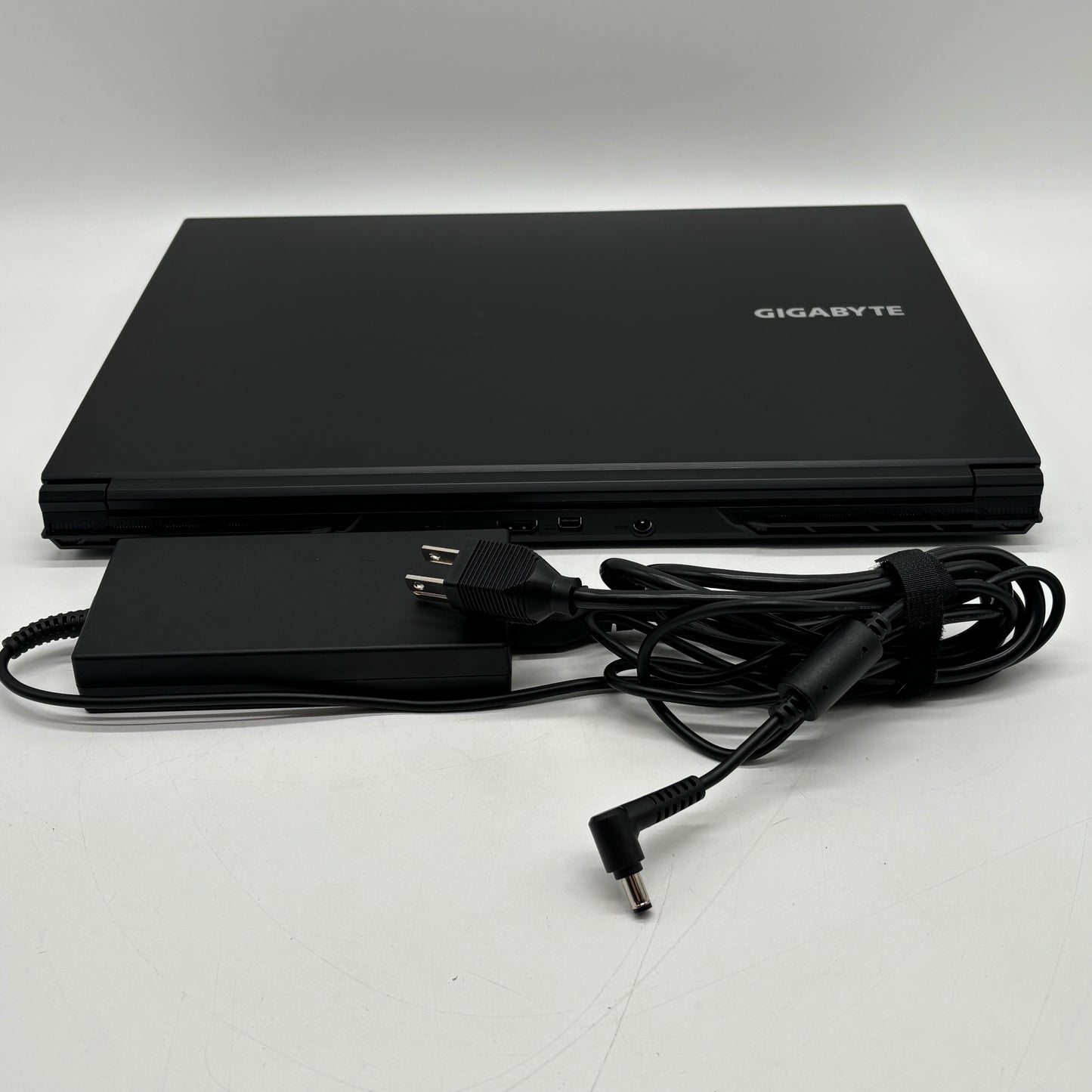 Gigabyte G6 KF RC56 16" i7-13620H 2.4GHz 32GB RAM 1TB SSD GeForce RTX 4060