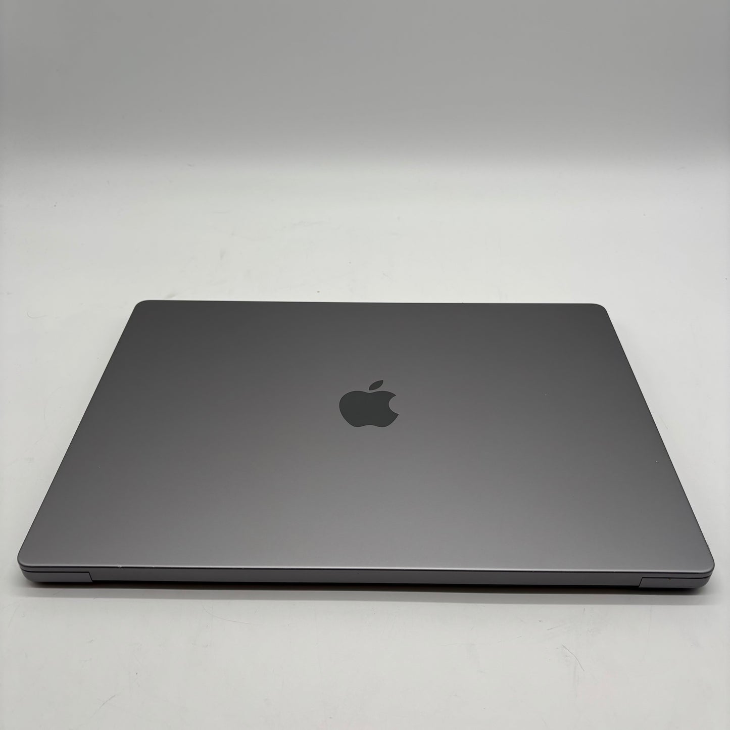 2021 Apple MacBook Pro 16" M1 Max 24C GPU 3.2GHz 32GB RAM 1TB SSD A2485