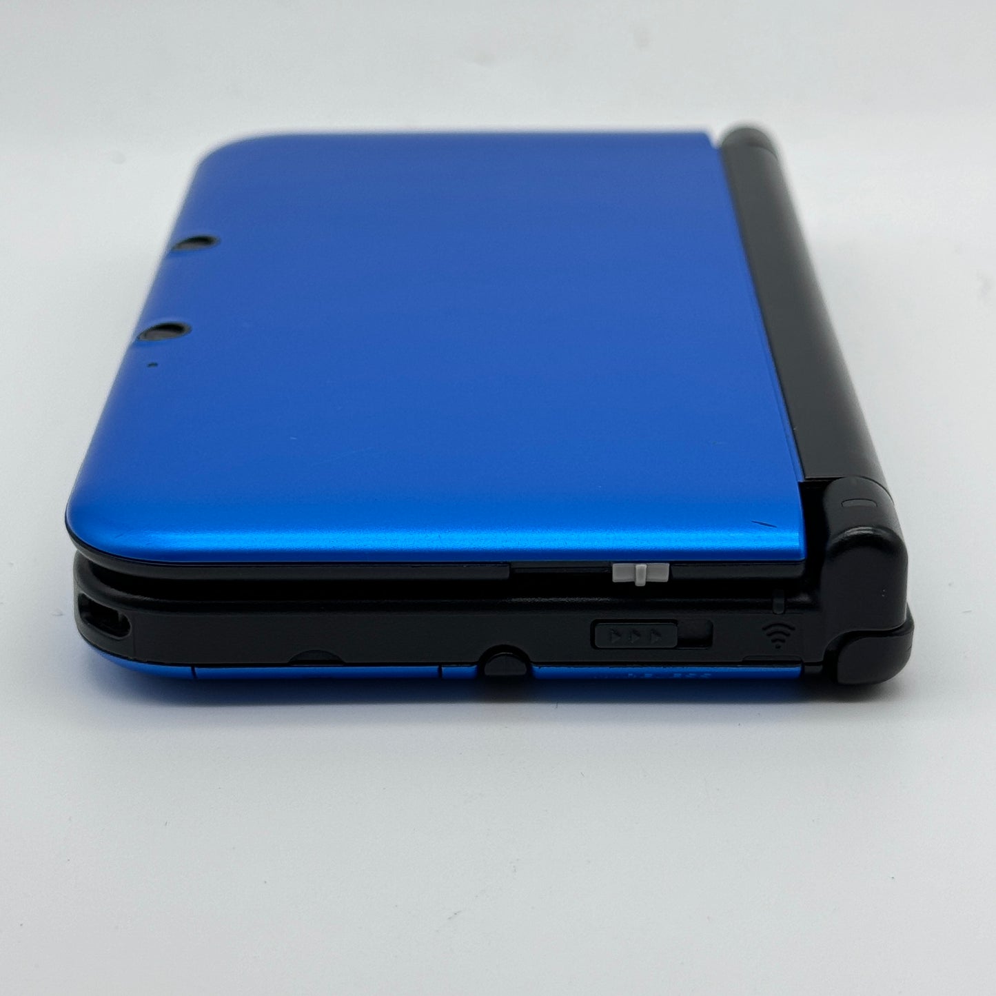 Nintendo 3DS XL Handheld Game Console SPR-001 Blue