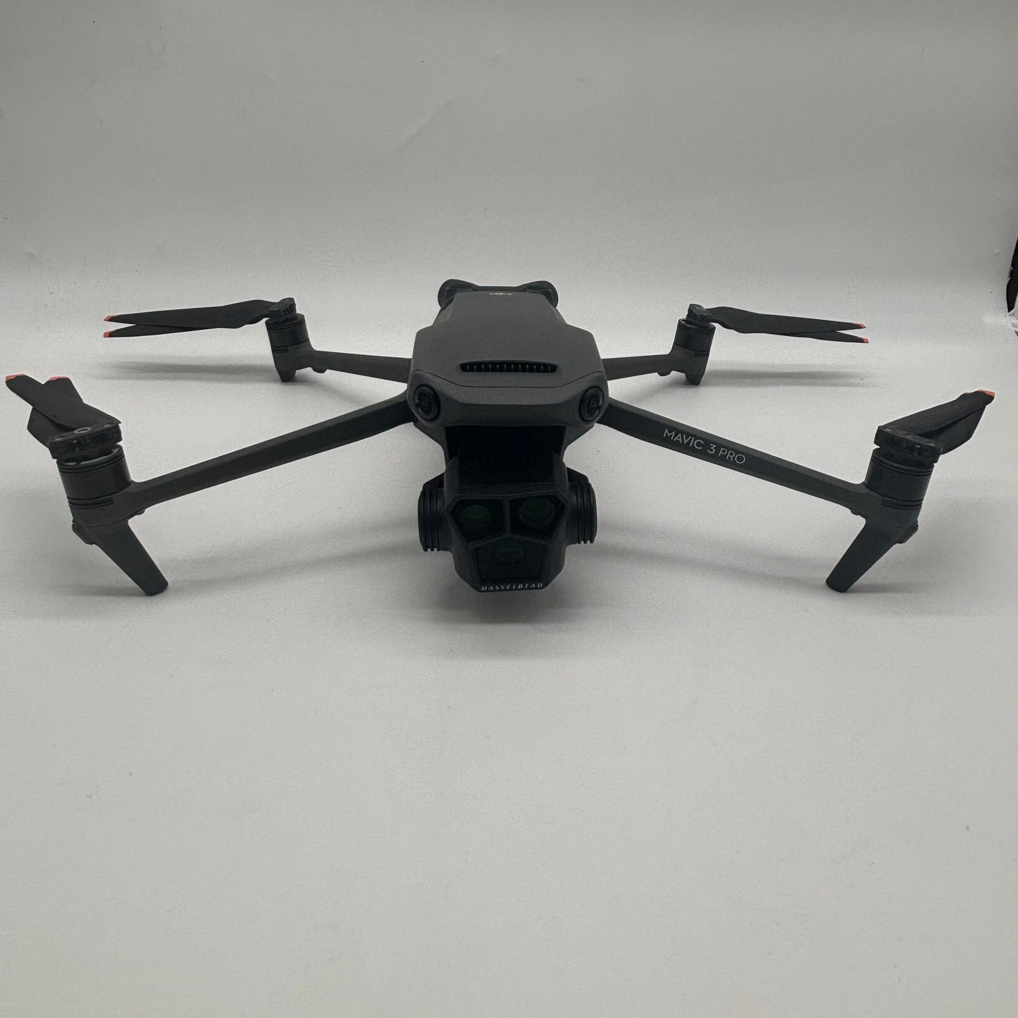 DJI Mavic 3 Pro Fly More Combo w/Goggles 2 and RC Pro Controller
