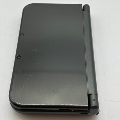New Nintendo 3DS XL Handheld Game Console RED-001 Black