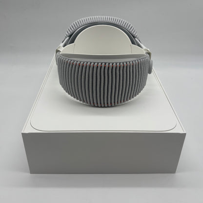 Apple Vision Pro M2 1TB 33W Dual Loop Band M MQLA3LL/A