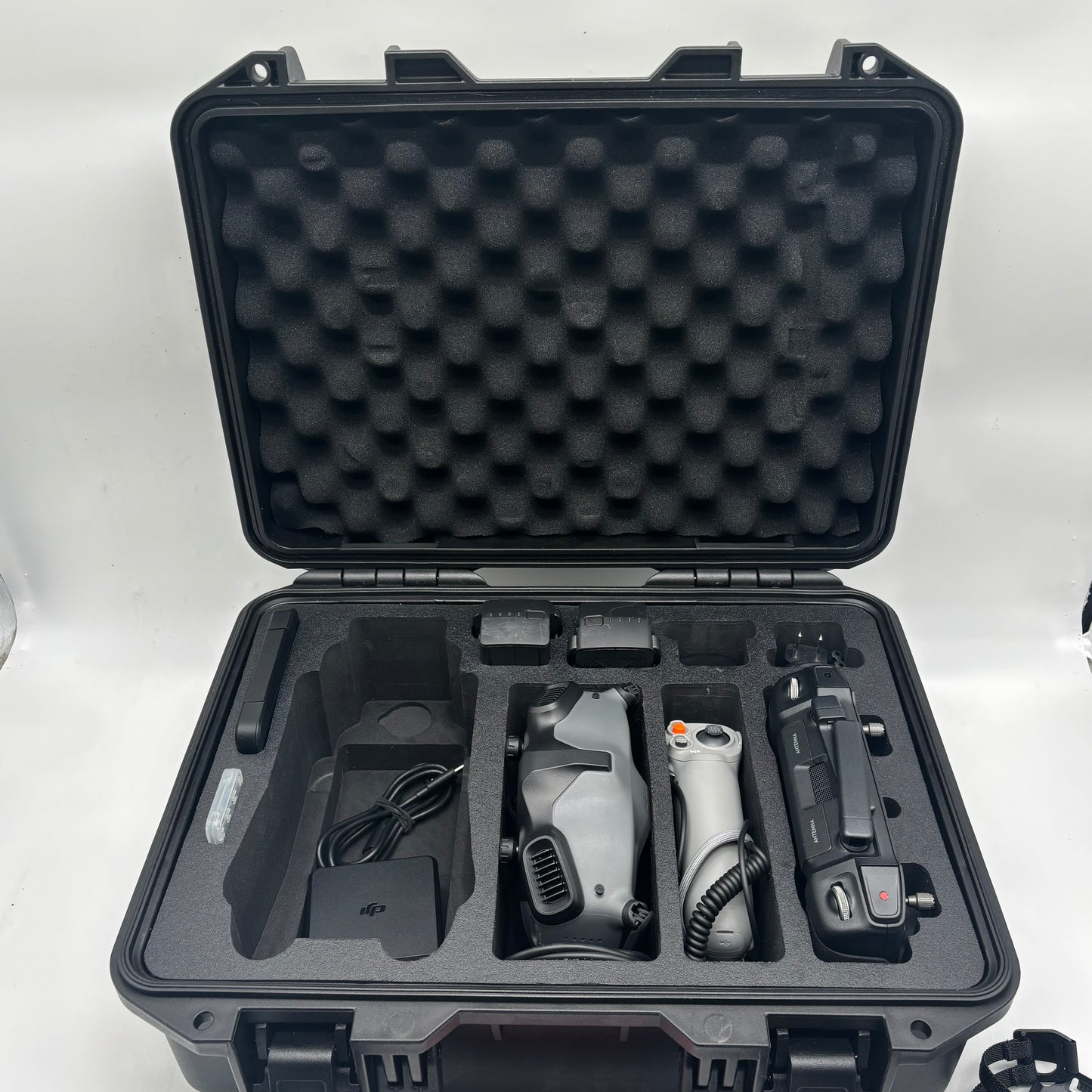 DJI Mavic 3 Pro Fly More Combo w/Goggles 2 and RC Pro Controller