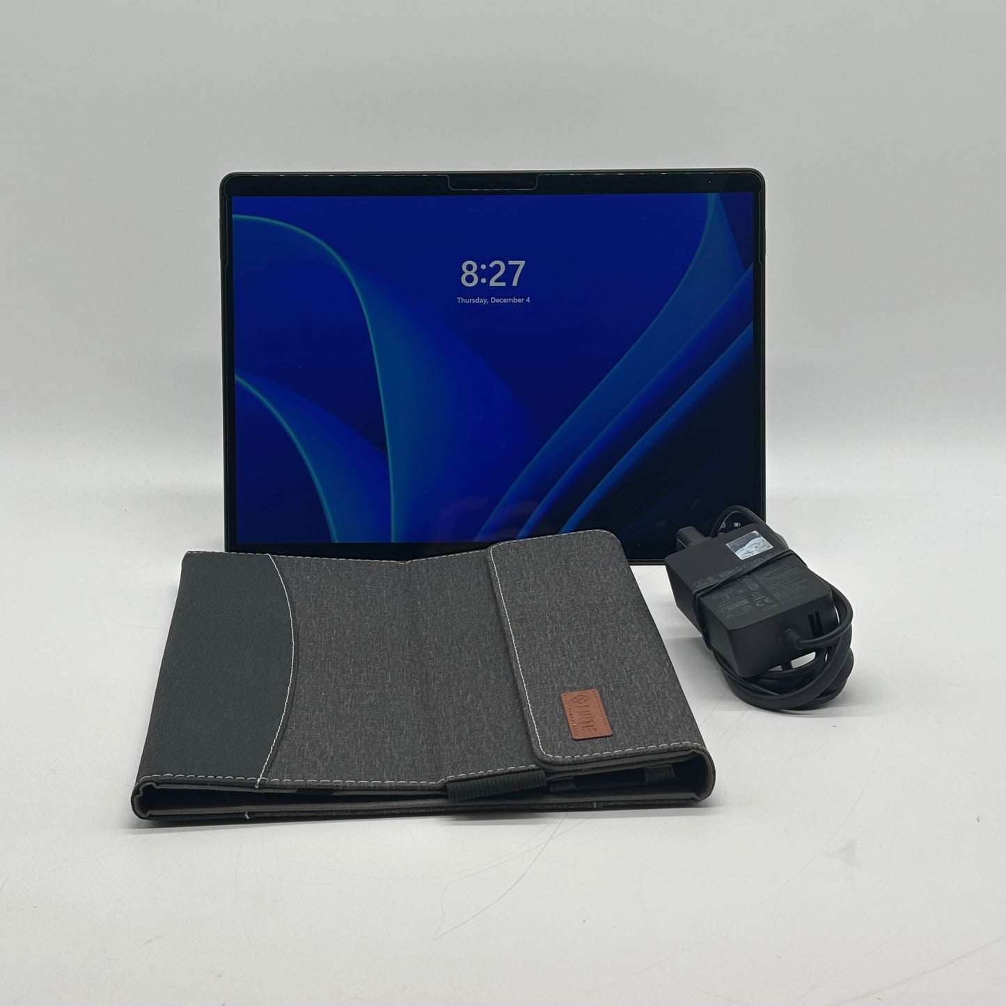 Microsoft Surface Pro X 1876 13" SQ2 3.1GHz 16GB RAM 256GB SSD