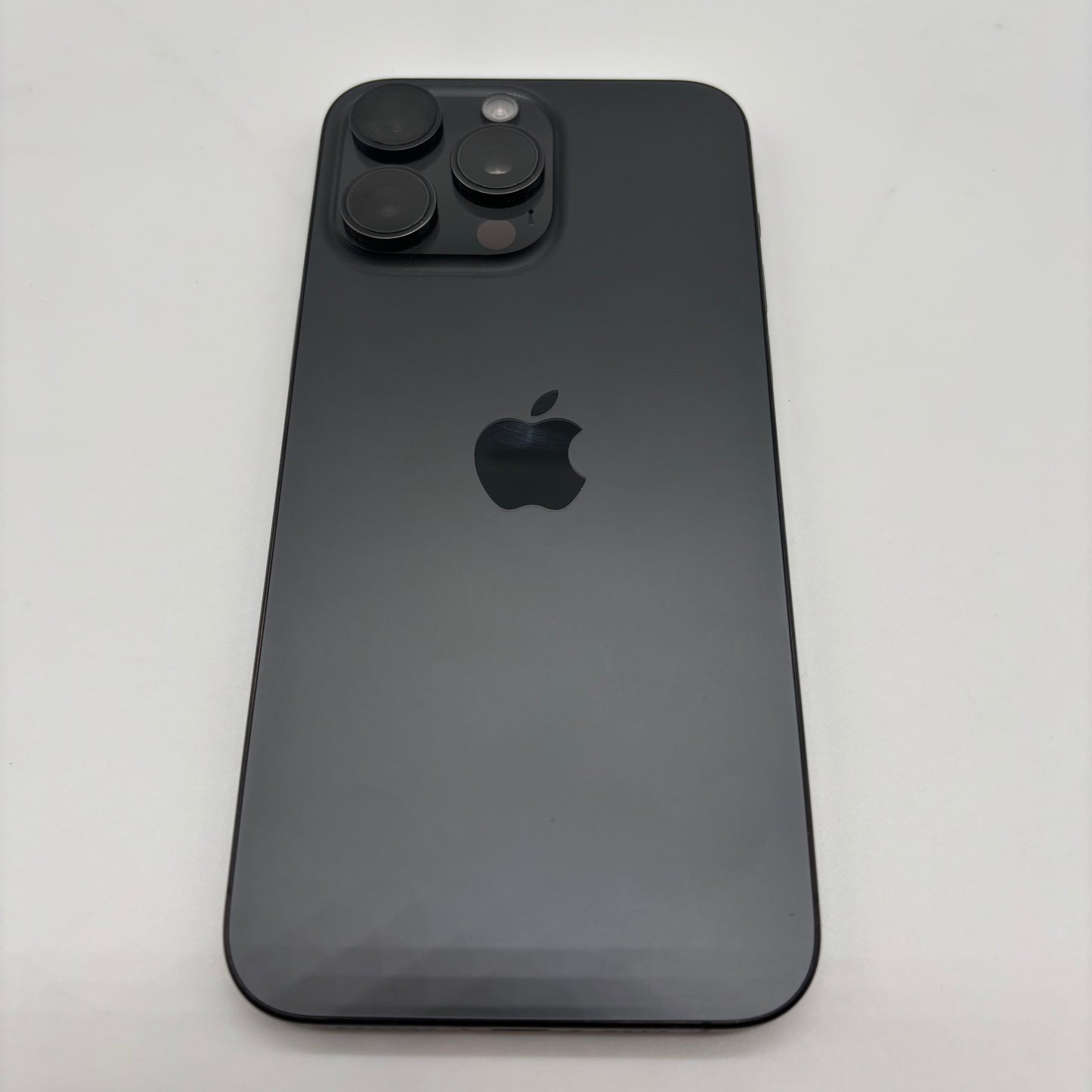 Factory Unlocked Apple iPhone 15 Pro Max 256GB Black Titanium MU663LL/A