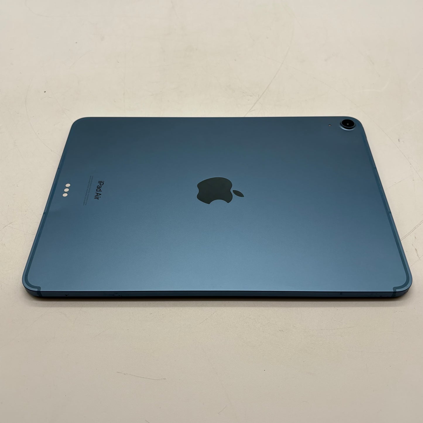 WiFi Only Apple iPad Air 5th Gen 64GB 26.5 Blue MM6U3LL/A